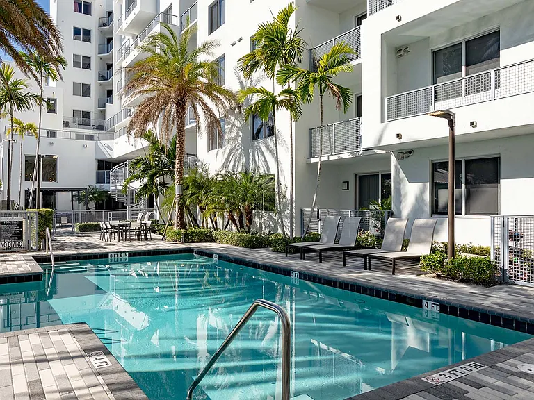 Griffis Pompano Beach resort-style pool.