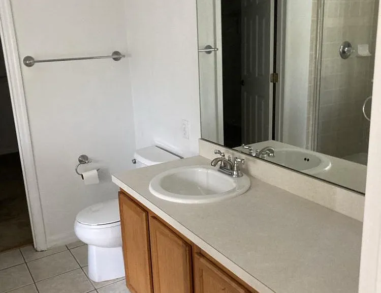 2627 Lyndscape St — Photo 14