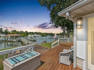 8391 Oyster Cove Rd, Hayes, VA 23072