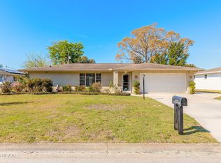 1236 Golfview Dr, Daytona Beach, FL 32114