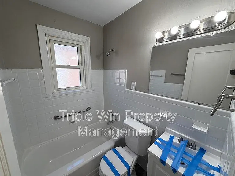3915 Itaska St — Photo 37