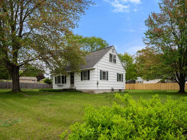 2 Cheyenne Street, Dover, NH 03820