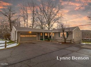 5080 Sequoia Dr SE, Grand Rapids, MI 49512