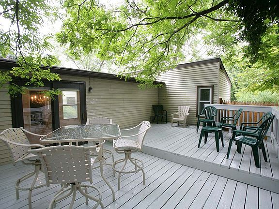 Inviting Deck