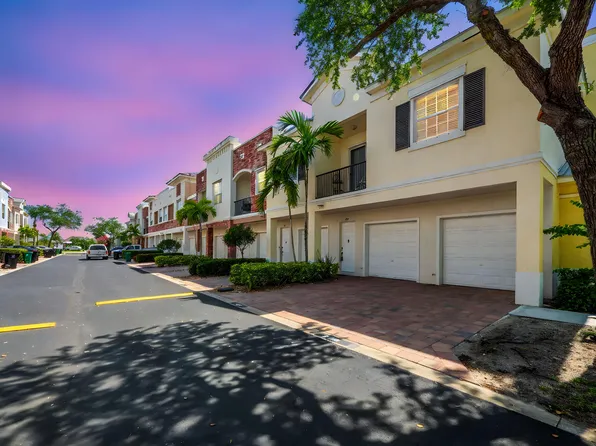 10520 SW Stephanie Way 2202, Port Saint Lucie, FL 34987