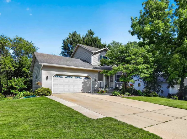 3012 Arapaho Dr, Fitchburg, WI 53719