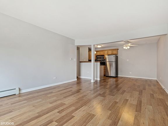 5th image of 213 E Liberty St APT 9