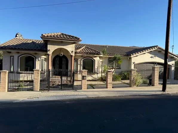 9359 Hillrose St, Sunland, CA 91040