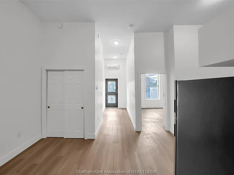 131 Main St #3 — Photo 6