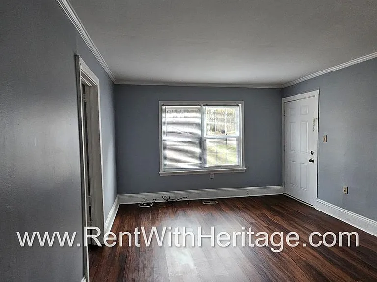 8657 Campbellton St — Photo 7