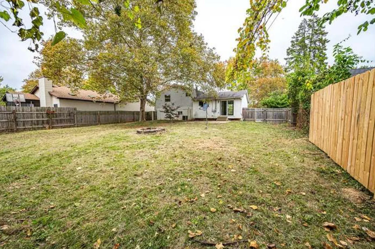 3553 Triton Ct — Photo 3