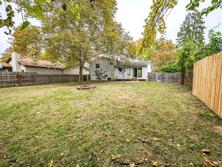 3553 Triton Ct — Photo 3