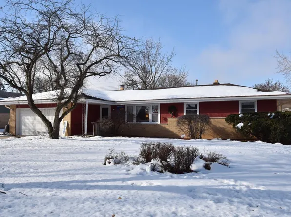 4619 North 107th STREET, Wauwatosa, WI 53225