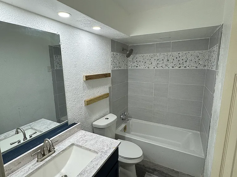 504 E Beltline Rd #A — Photo 18