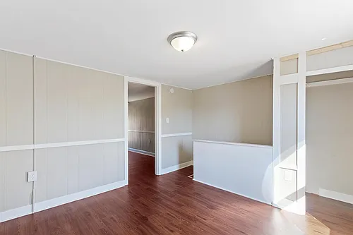 588 Company St Photo 1