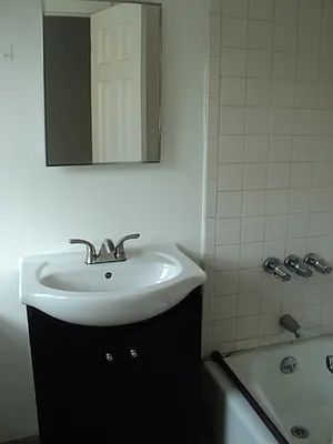 Rented by ABC Real Estate Services | media 17