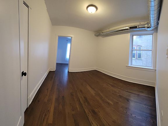 5th image of 4927 N Saint Louis Ave #2