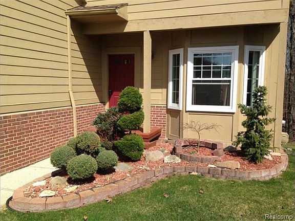 Upgraded entrance 