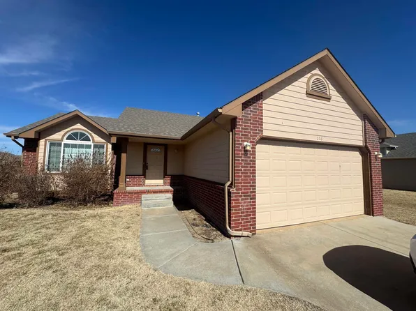 216 W Autumn Blaze St, Goddard, KS 67052