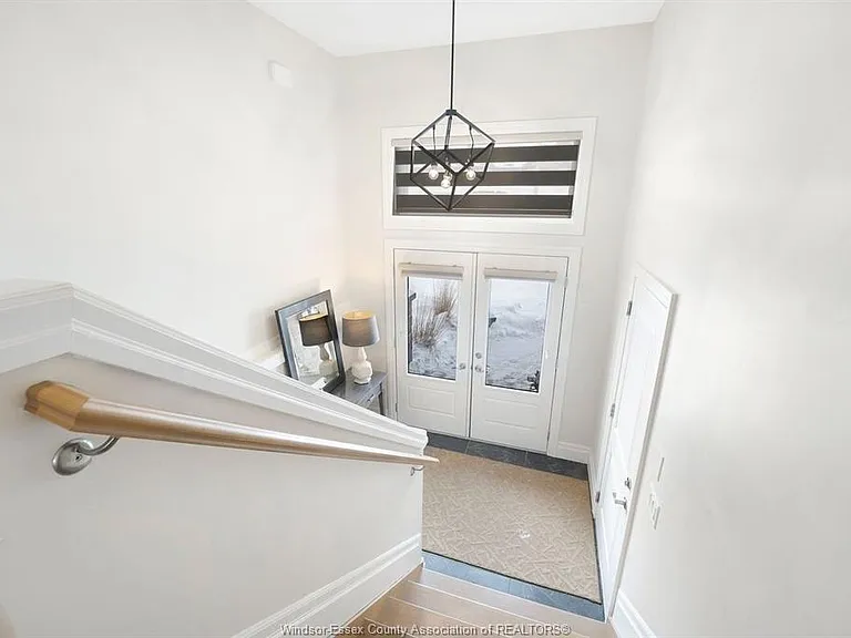 163 Lane St — Photo 4
