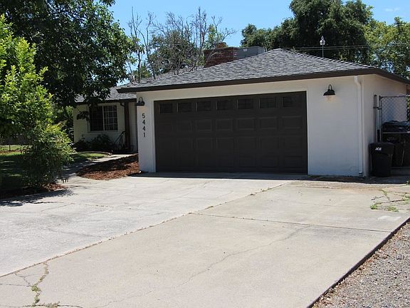 2nd image of 5441 Burr Oak Way