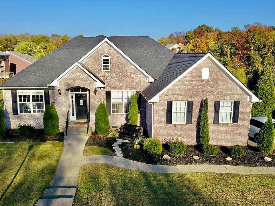 1st image of 138 Dalton Cir