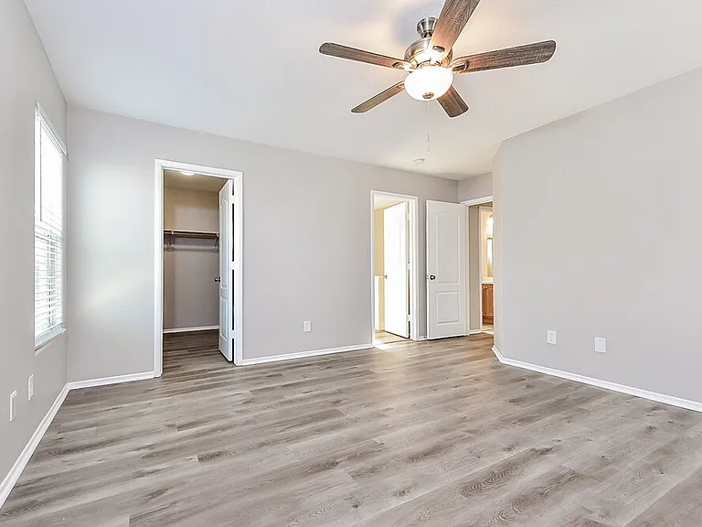 7620 Emerald Ridge Ct — Photo 14
