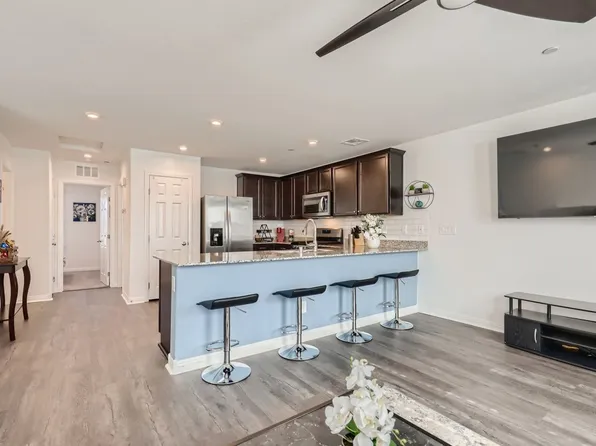 4642 Ingleton Cir, Las Vegas, NV 89115