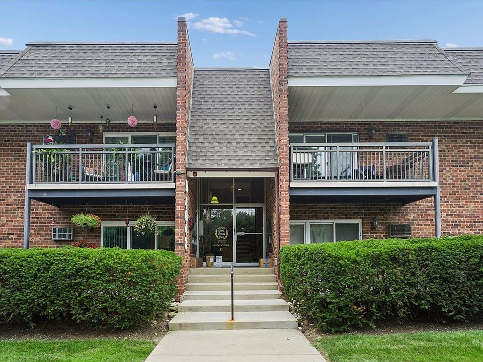 1st image of 4043 Saratoga Ave APT 222