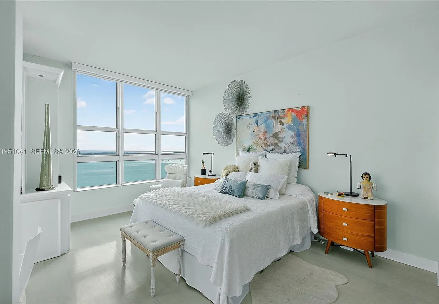 3 bed, 1900 sqft, $15,000 — Photo 3