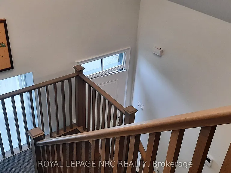 16 Paradise Grv — Photo 9