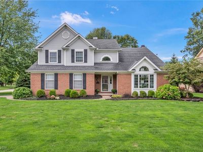 366 Long Pointe Dr, Avon Lake, OH, 44012