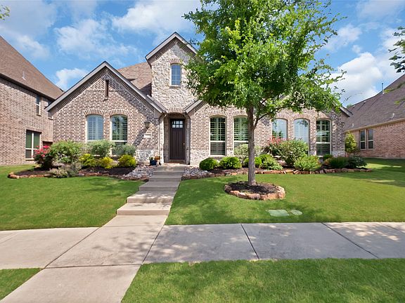 3rd image of 11938 Antler Dr