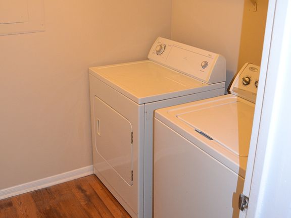 Washer/Dryer Included