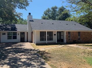 3112 Pioneer Cir, Woodway, TX 76712