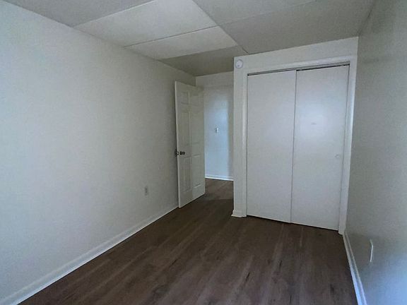 2nd image of 237 E Jackson St Unit 1