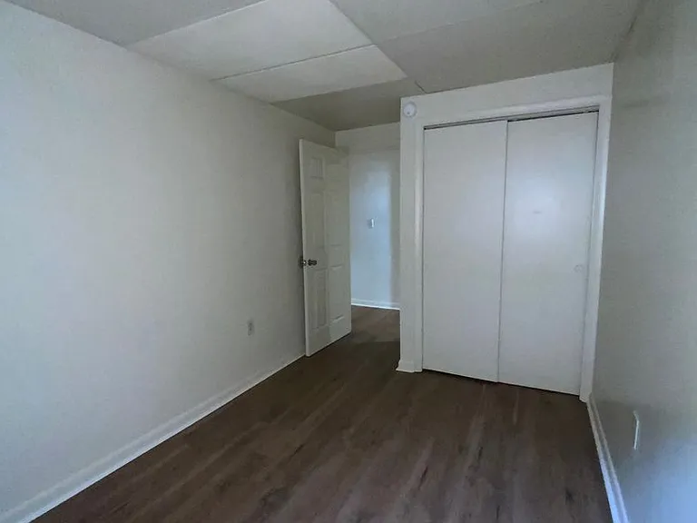 237 E Jackson St — Photo 2
