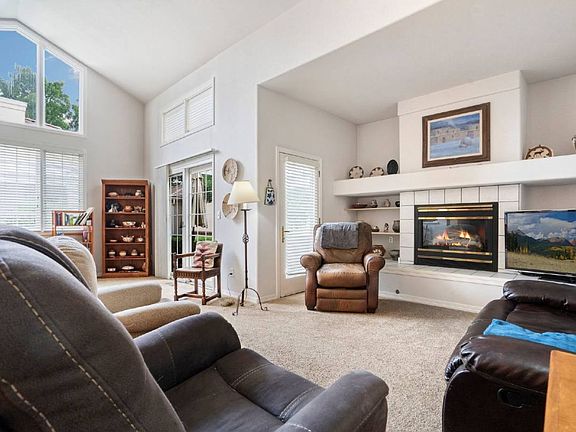 2nd image of 7552 Tamarisk Dr