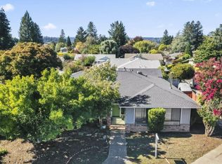 476 Pleasant Hill Ave N, Sebastopol, CA 95472
