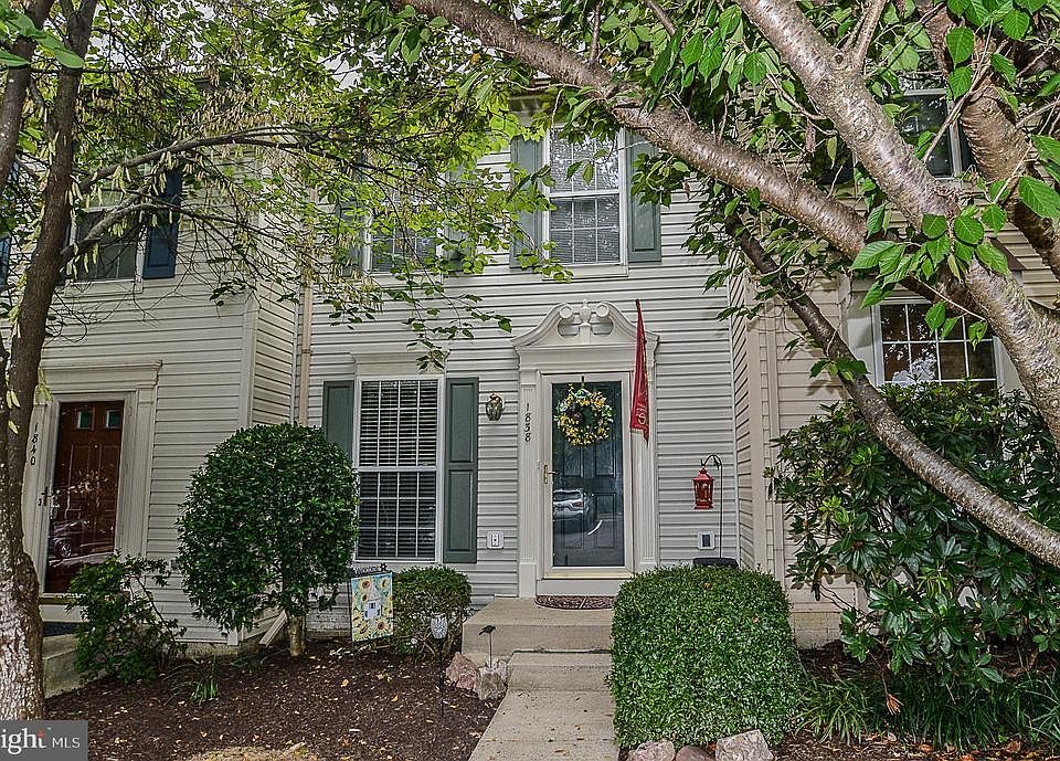 1st image of 1838 Tiger Lily Cir