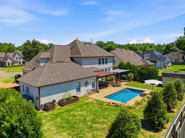 4555 Devan Woods Cv, Arlington, TN 38002