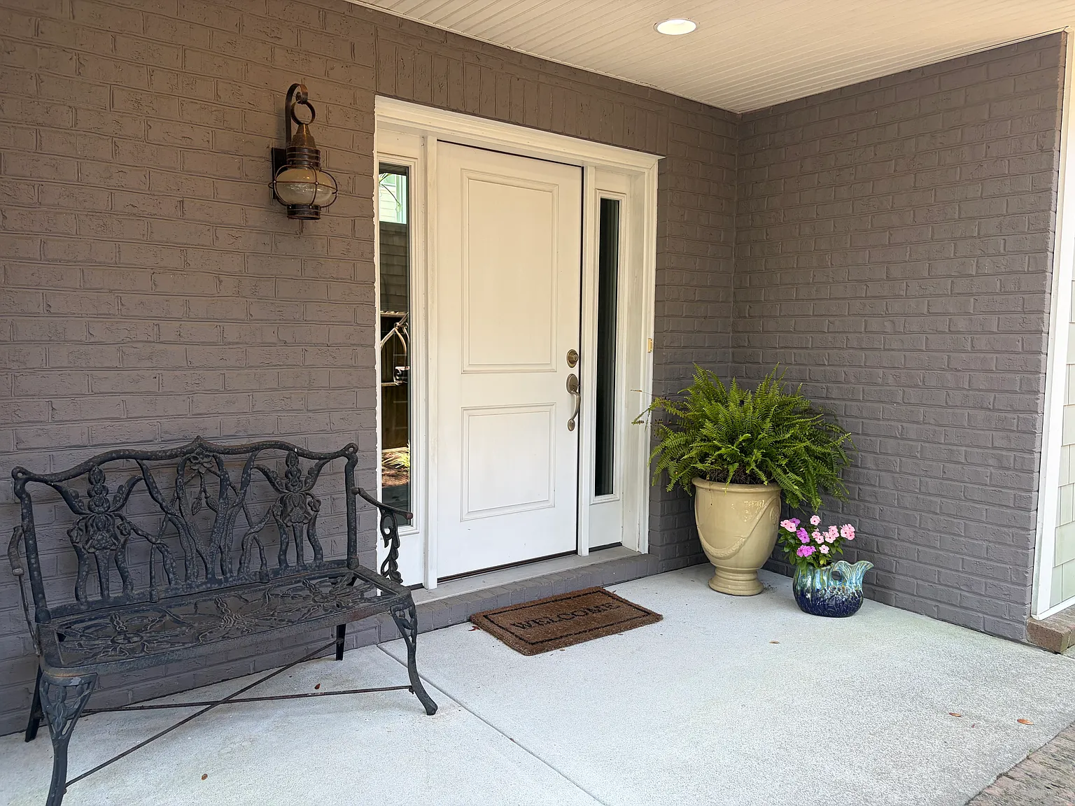 4 bed, 3.5 bath, 2800 sqft, $5,500 — Photo 2