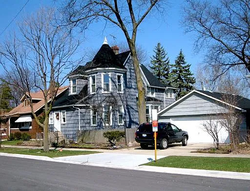 4017 Deyo Ave photo 1