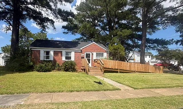 546 Muskogee Ave