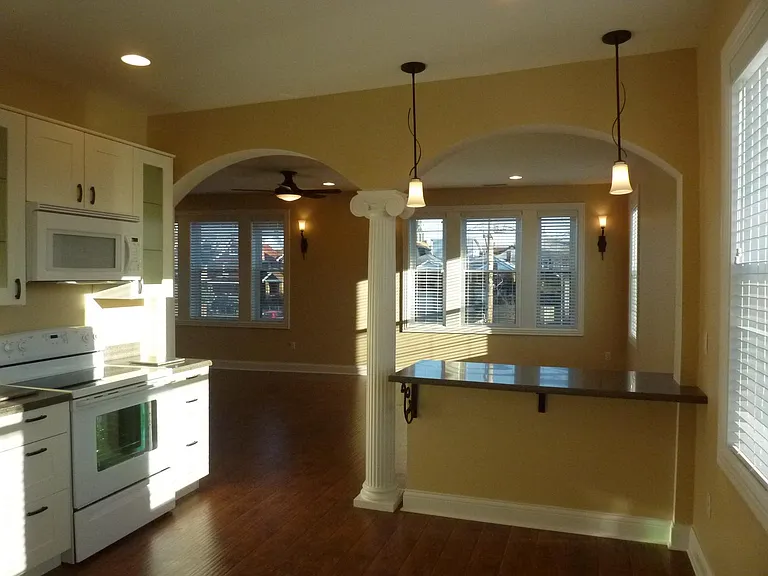 223 Fairfield Ave #3 — Photo 2