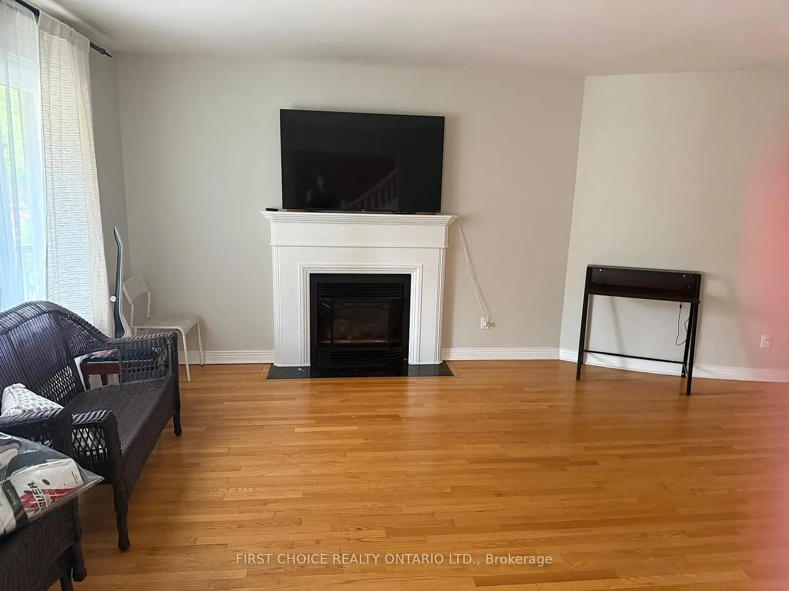 6 bed, $2,850 — Photo 4