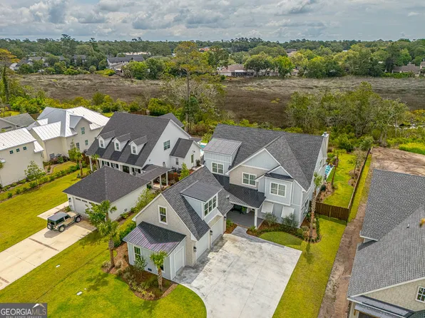 28 Orchard Rd, Saint Simons Island, GA 31522