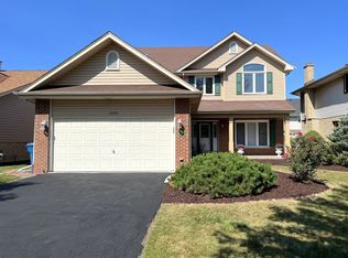 5340 Mint Julip Dr, Alsip, IL 60803