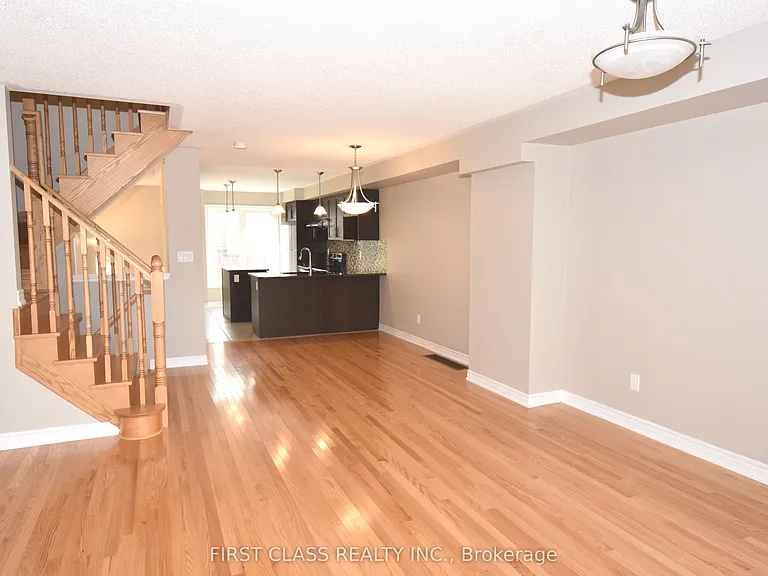 327 Doak Ln — Photo 7
