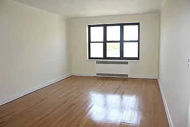 Rented by Metro Garden Realty NYC